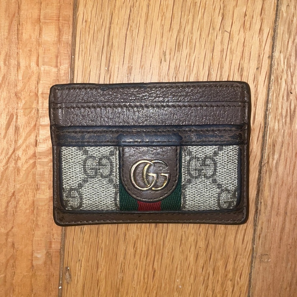 Gucci card case well loved